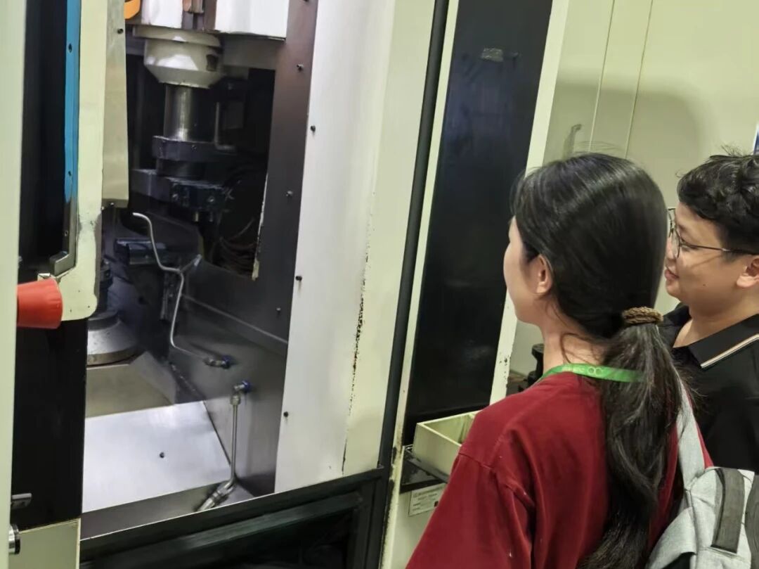 Unleashing the Sword • NVH Battlefield! Winning the Technical Battle: The Electric Drive Systems Team Aids the Successful Launch of DHT4A